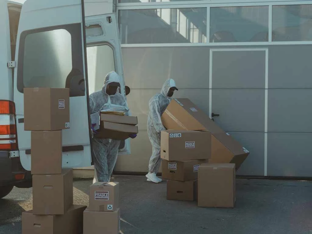 Healthcare Logistics & Delivery Service